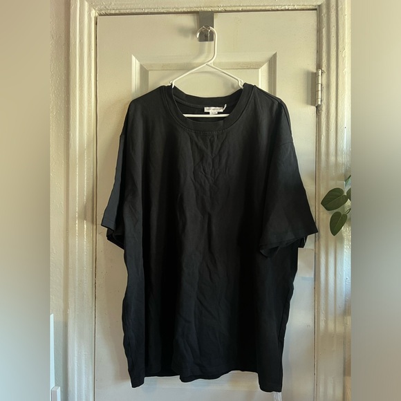 GOOD AMERICAN Oversized Crew Tee - Picture 1 of 3